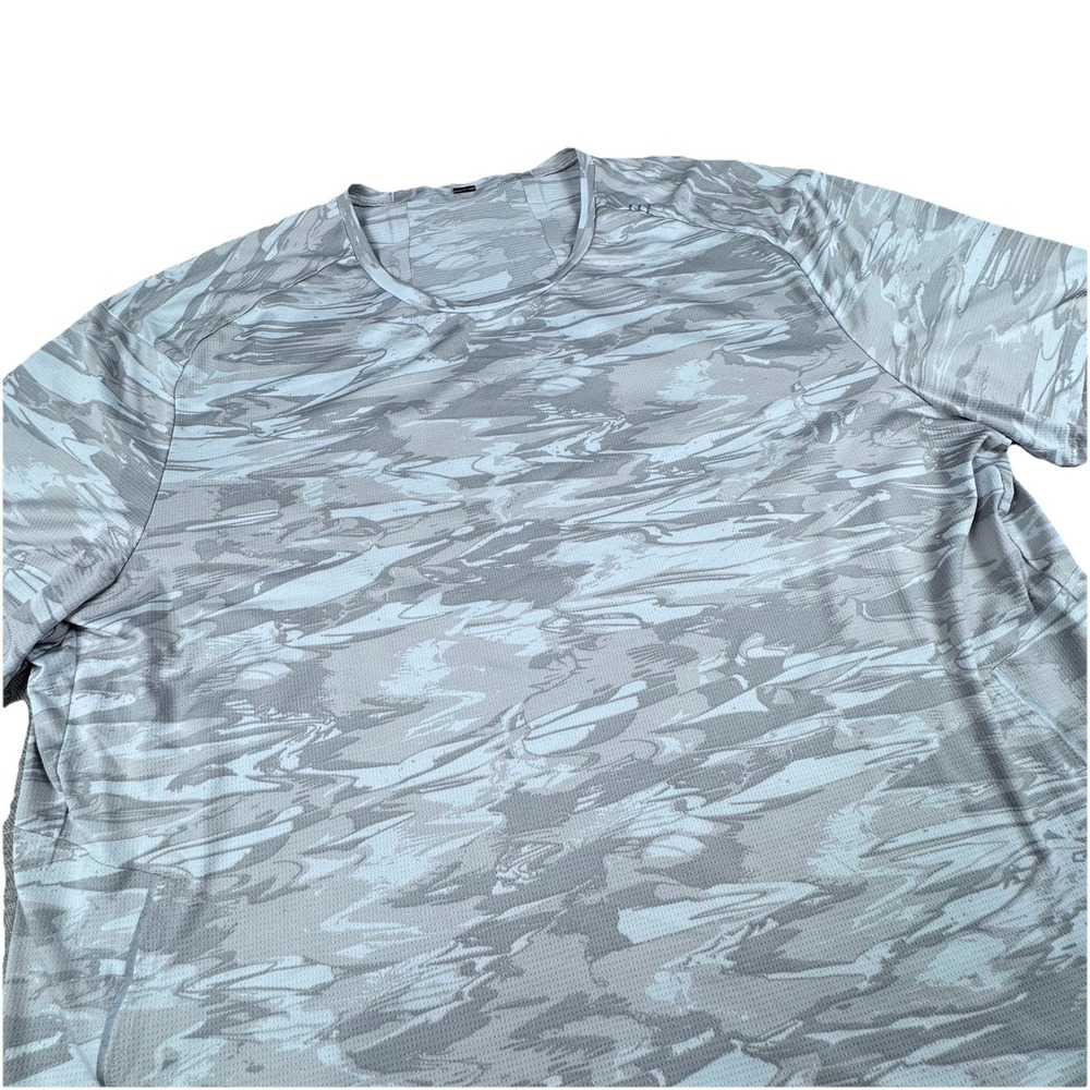 Lululemon Fast and Free Short Sleeve T-Shirt Men L White Camo Running Stretch